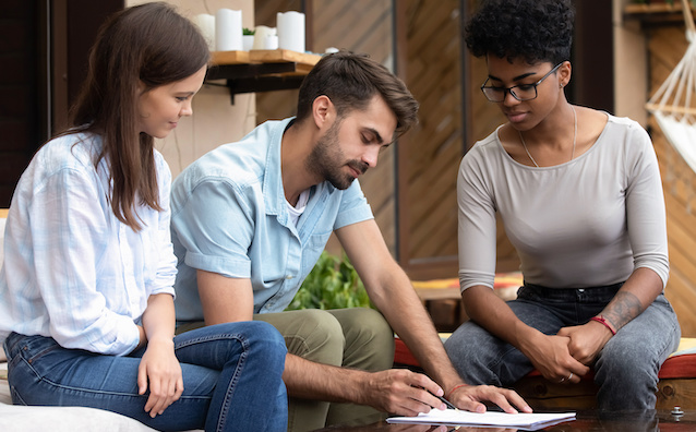 Acheter une maison de vacances entre amis : bon ou mauvais plan ?